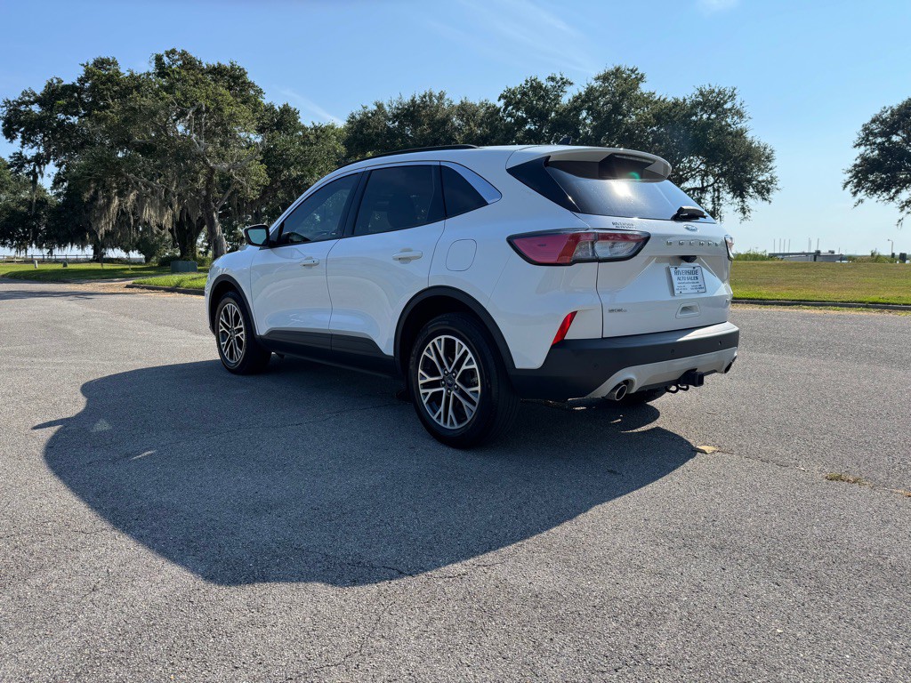 2020 Ford Escape Image 3