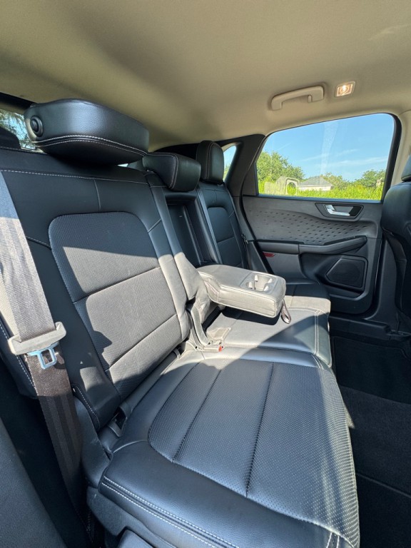 2020 Ford Escape Image 16