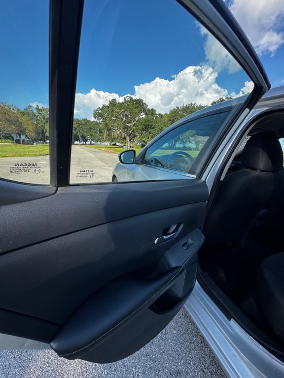 2022 Nissan Sentra Image 11