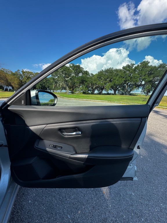 2022 Nissan Sentra Image 13