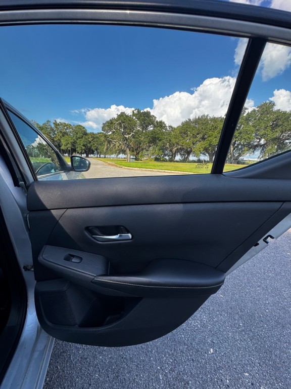 2022 Nissan Sentra Image 15