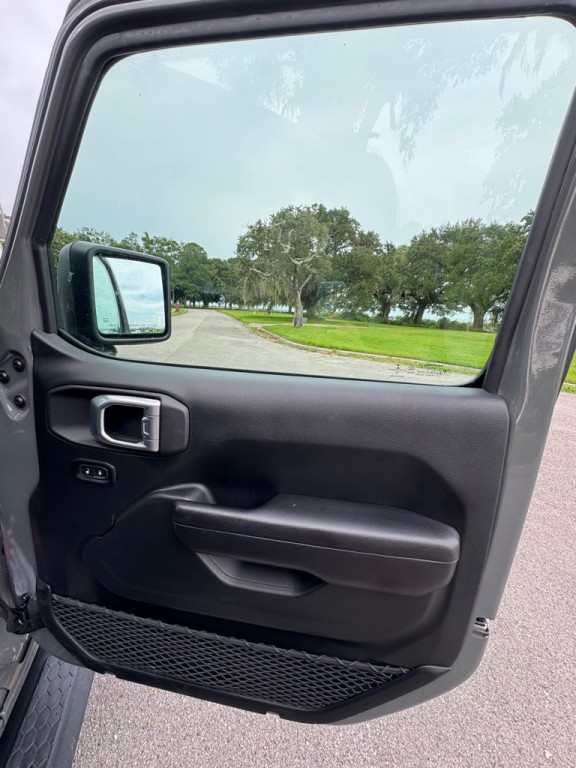 2019 Jeep Wrangler Image 12