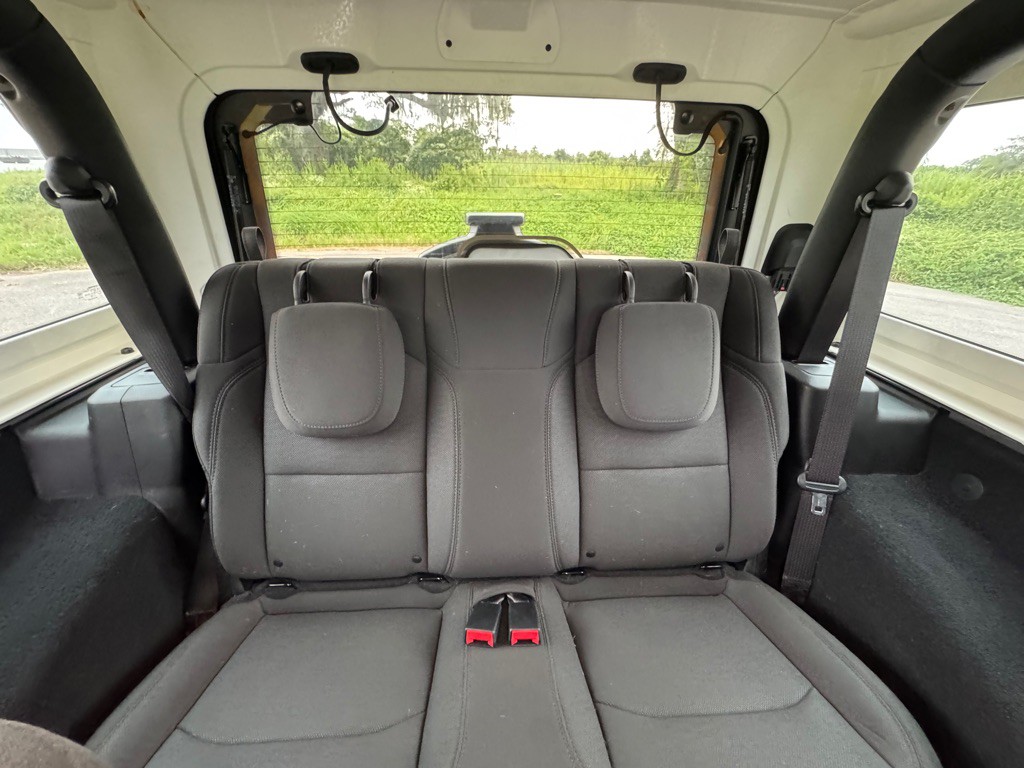 2019 Jeep Wrangler Image 14