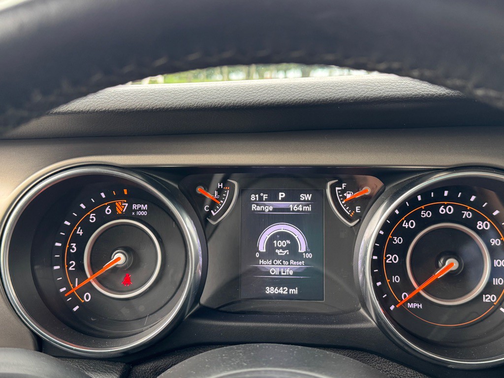 2019 Jeep Wrangler Image 16