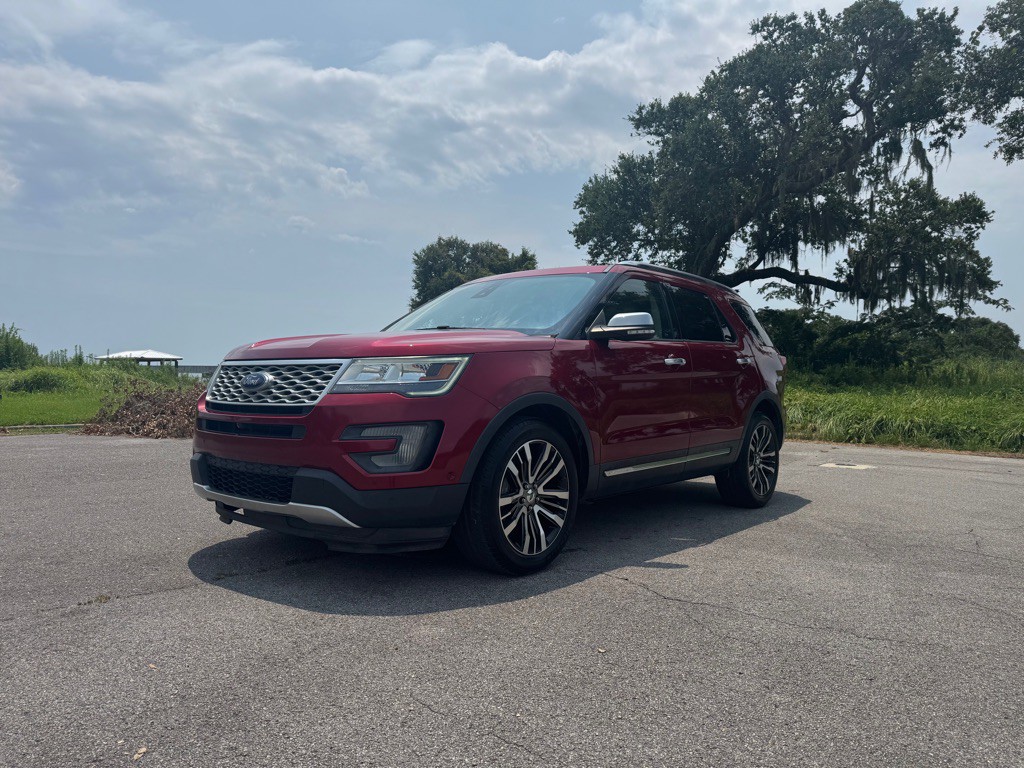 2017 Ford Explorer Image 1
