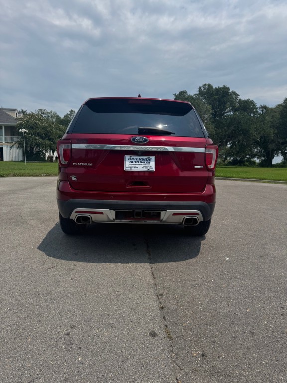 2017 Ford Explorer Image 4
