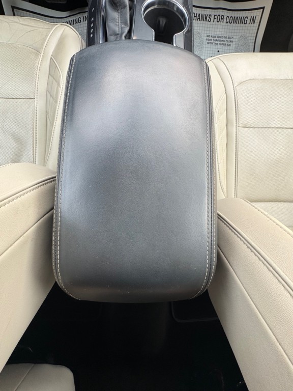 2017 Ford Explorer Image 22