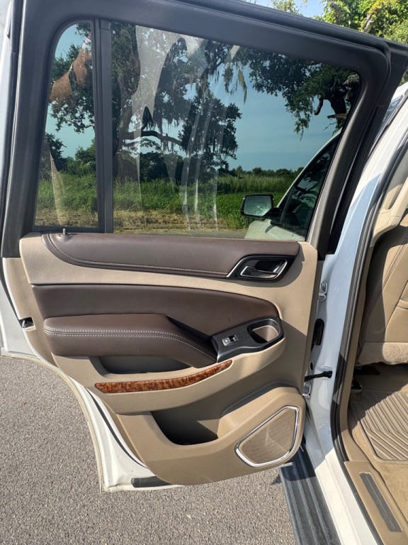 2019 Chevrolet Tahoe Image 12