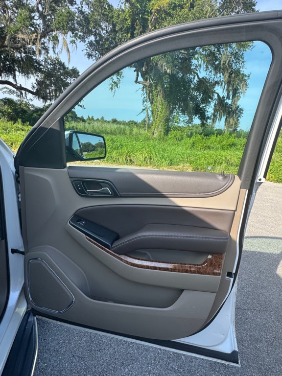 2019 Chevrolet Tahoe Image 14