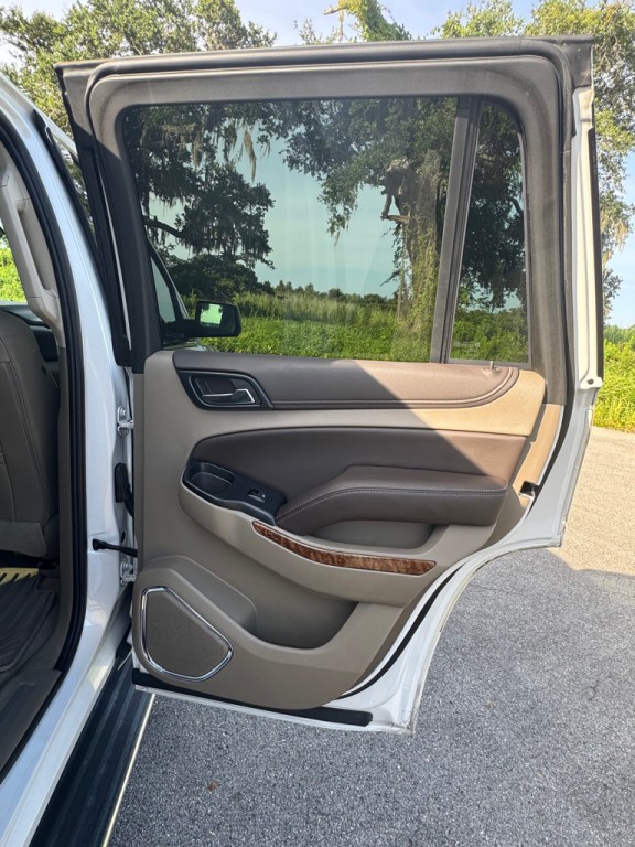 2019 Chevrolet Tahoe Image 16