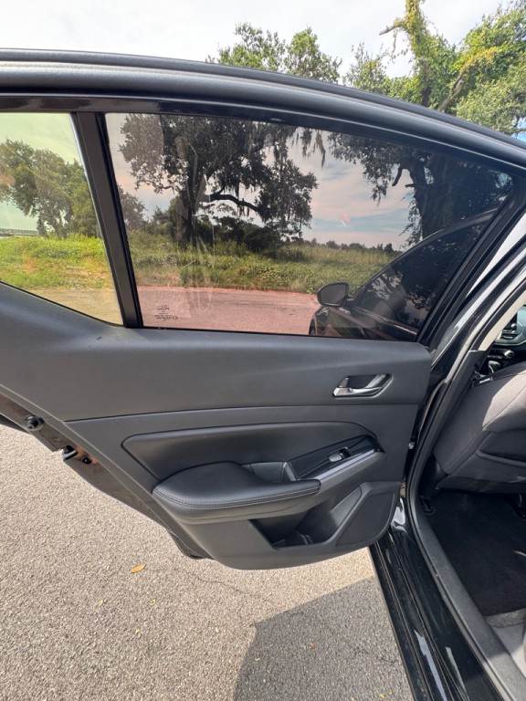 2021 Nissan Altima Image 11