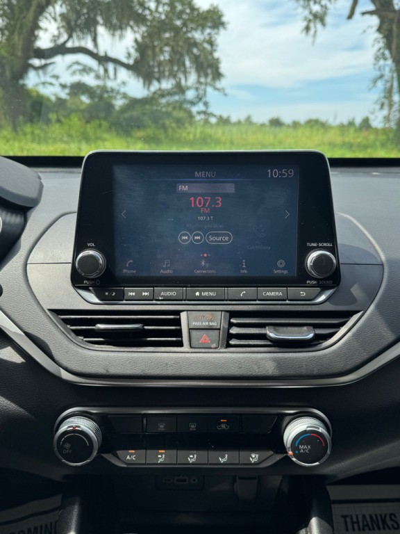 2021 Nissan Altima Image 20