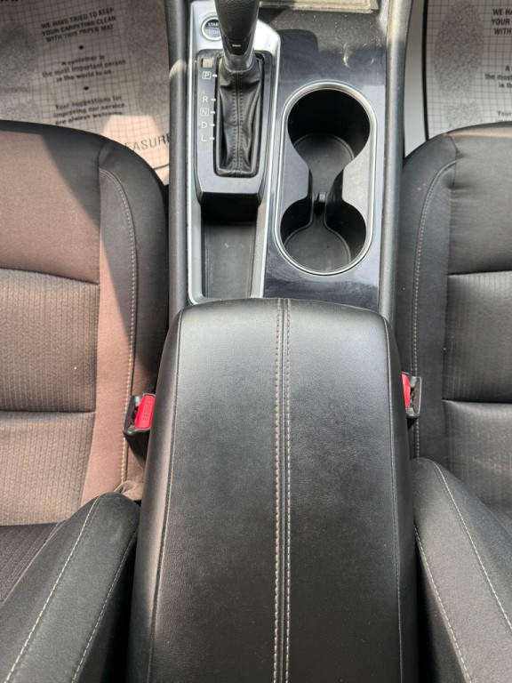 2021 Nissan Altima Image 21