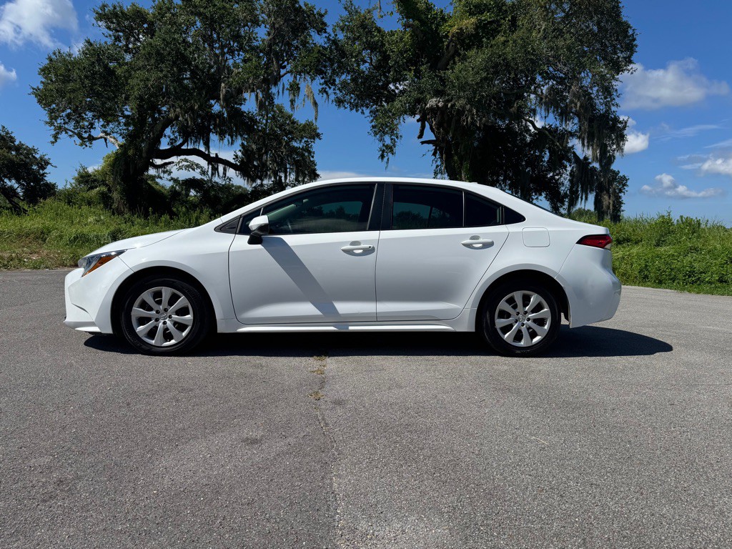 2024 Toyota Corolla Image 2