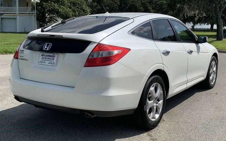 2010 Honda Crosstour Image 8