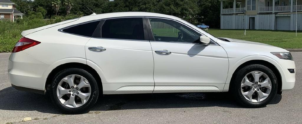 2010 Honda Crosstour Image 9