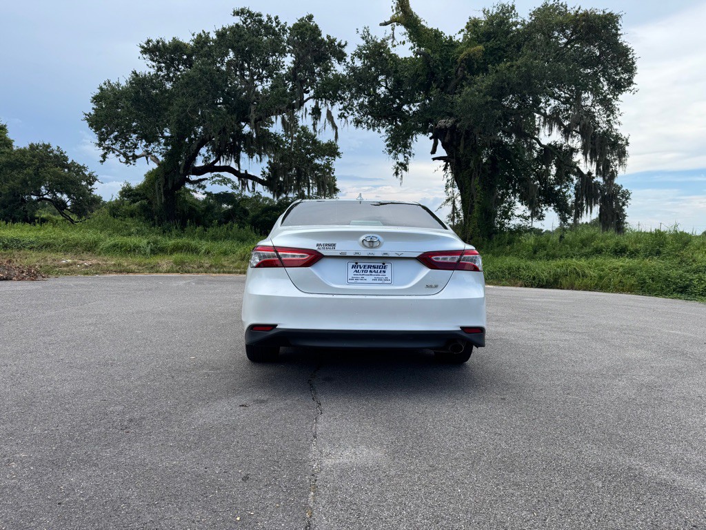 2020 Toyota Camry Image 4