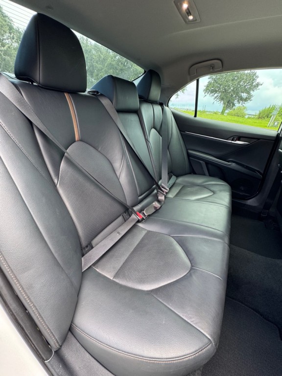 2020 Toyota Camry Image 17