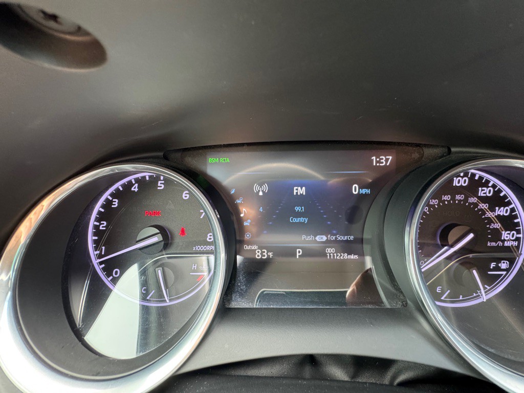 2020 Toyota Camry Image 19