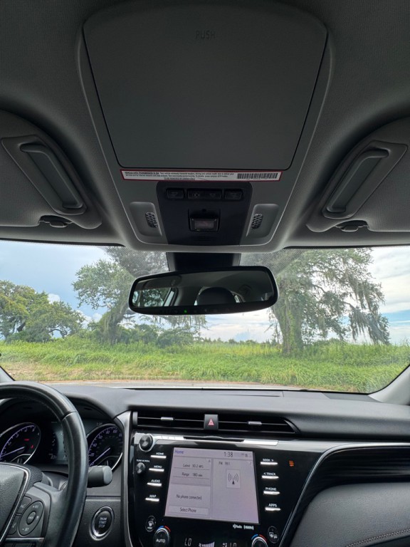 2020 Toyota Camry Image 25