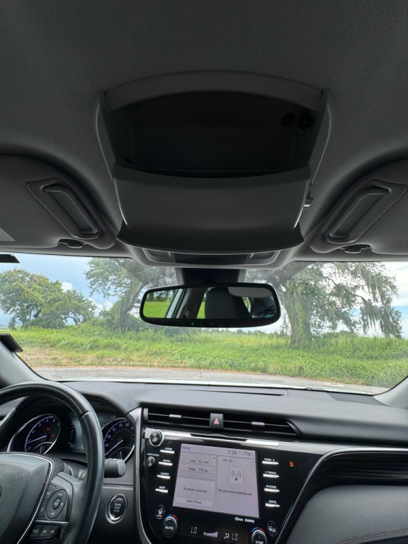 2020 Toyota Camry Image 26