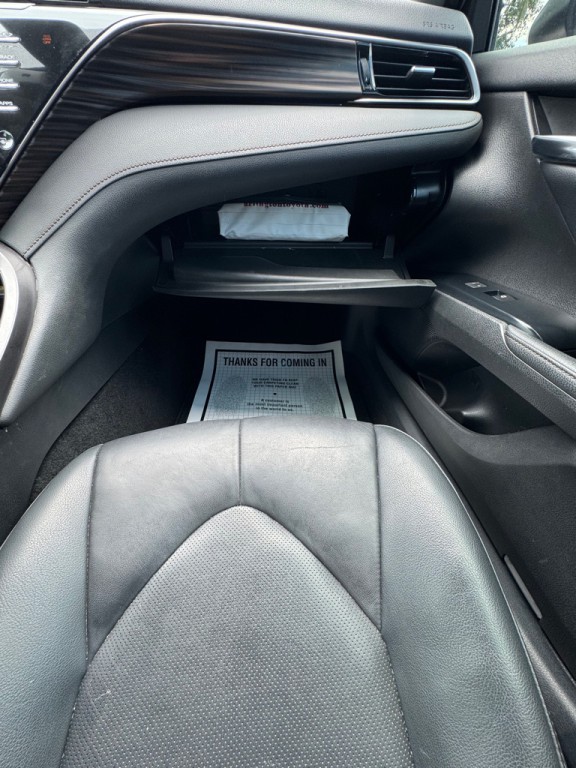 2020 Toyota Camry Image 28
