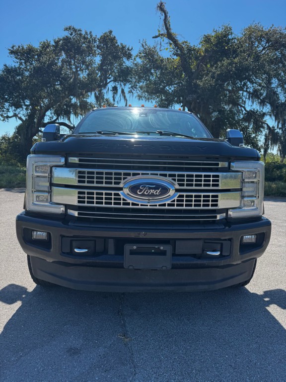 2018 Ford F-350 Image 8