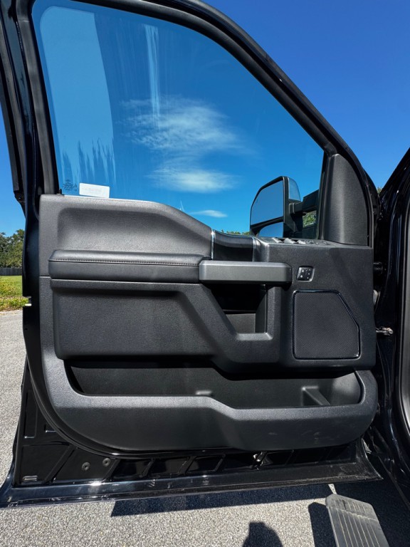 2018 Ford F-350 Image 9