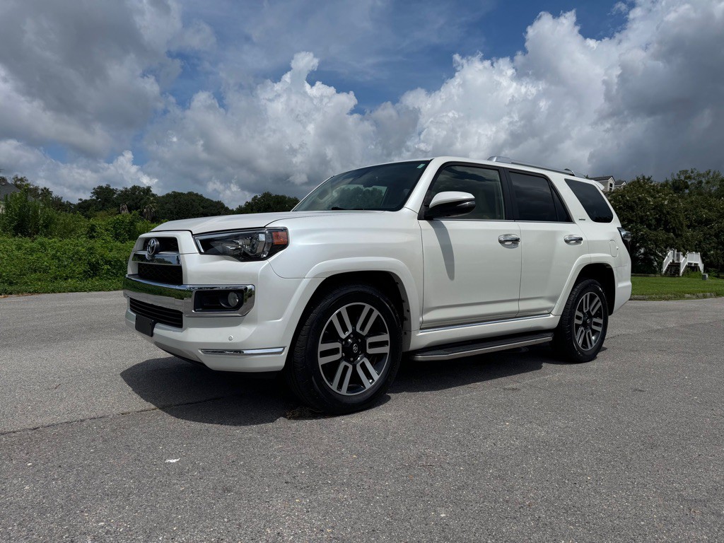 2018 Toyota 4Runner Image 1