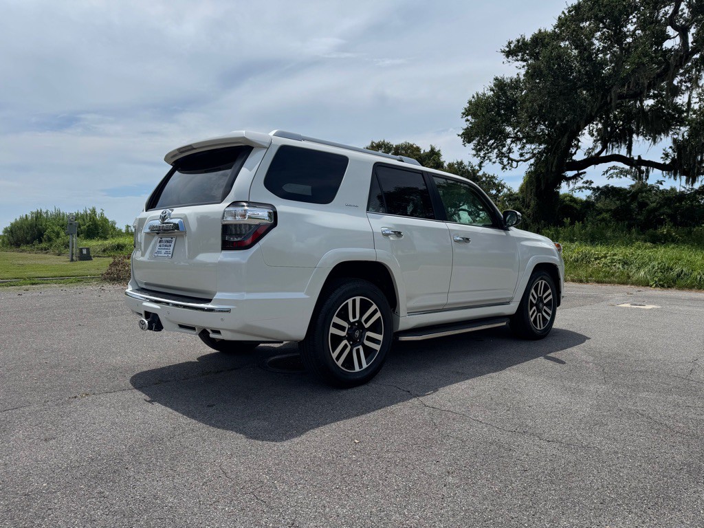 2018 Toyota 4Runner Image 5