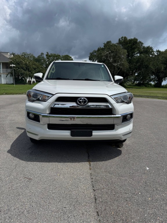 2018 Toyota 4Runner Image 8