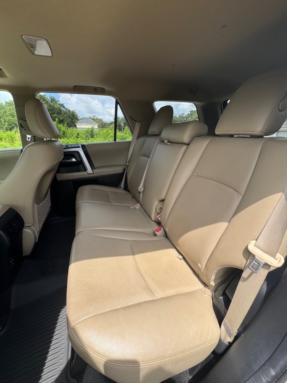 2018 Toyota 4Runner Image 13