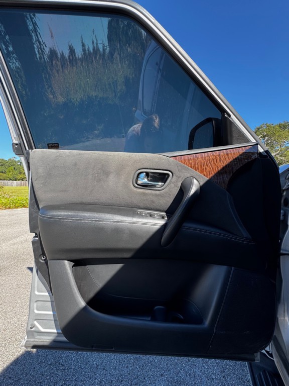 2020 Nissan Armada Image 10