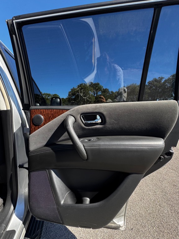 2020 Nissan Armada Image 17