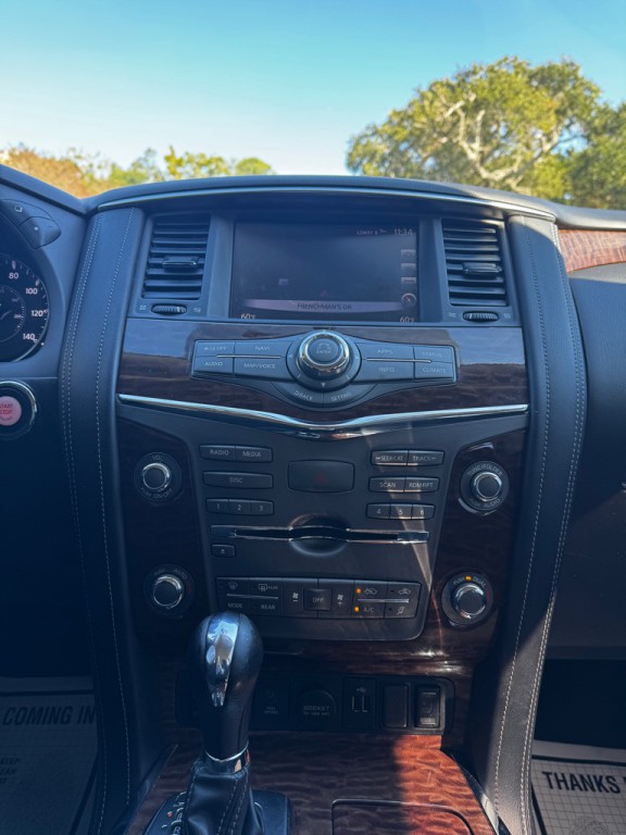 2020 Nissan Armada Image 25