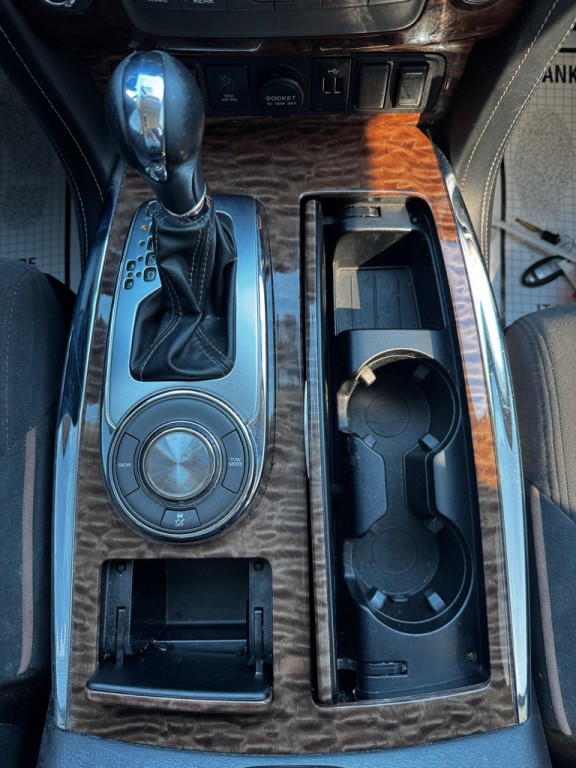 2020 Nissan Armada Image 27