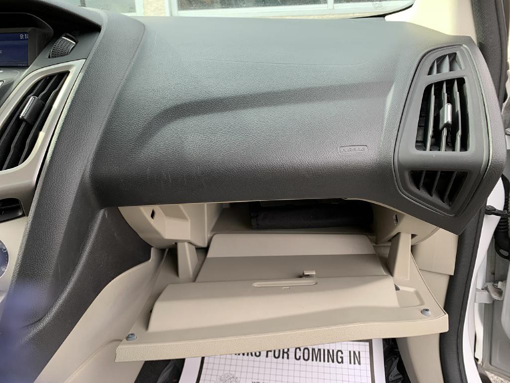 2014 Ford Focus Image 28