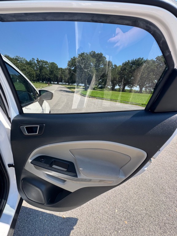 2018 Ford Econoline Image 15