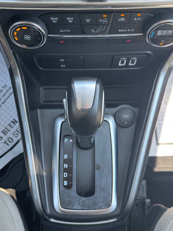 2018 Ford Econoline Image 23