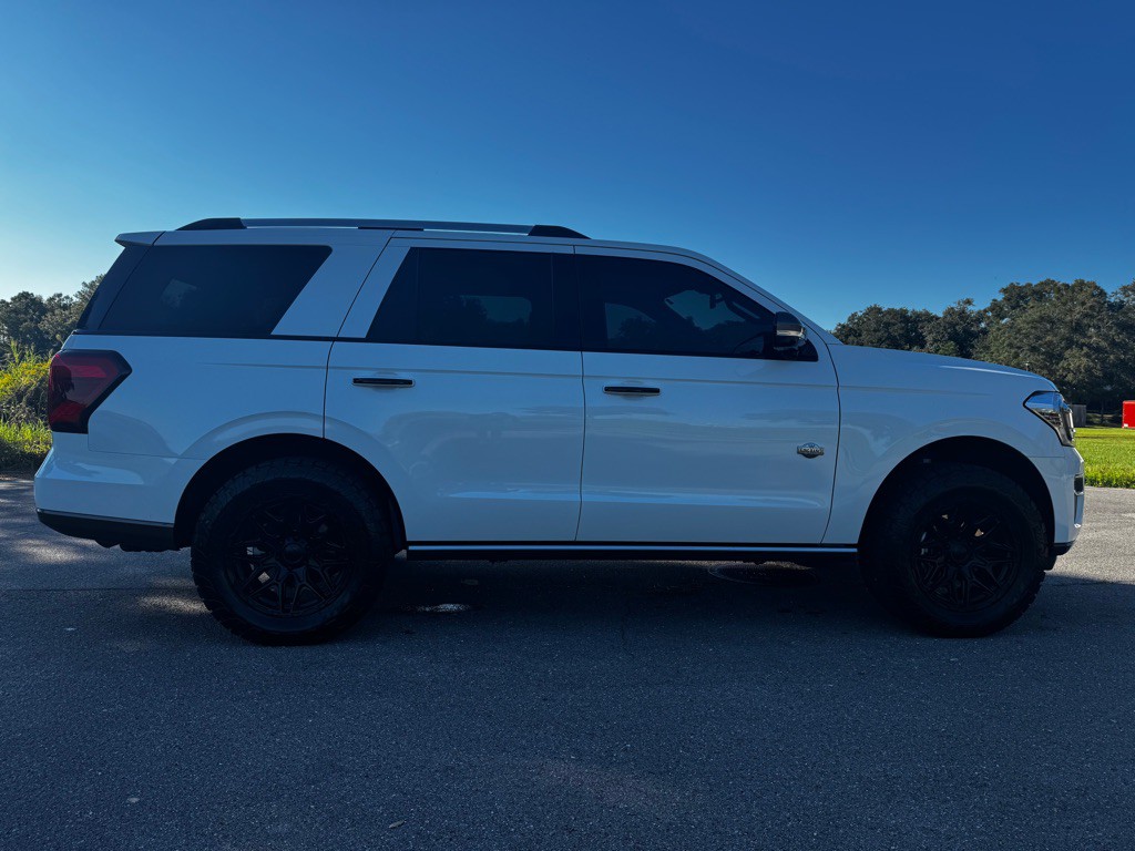 2024 Ford Expedition Image 6