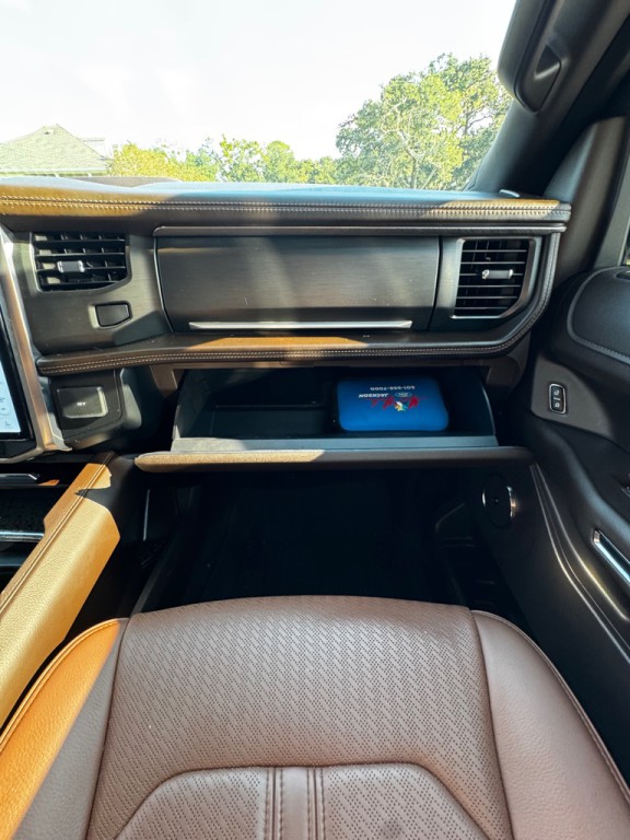 2024 Ford Expedition Image 28