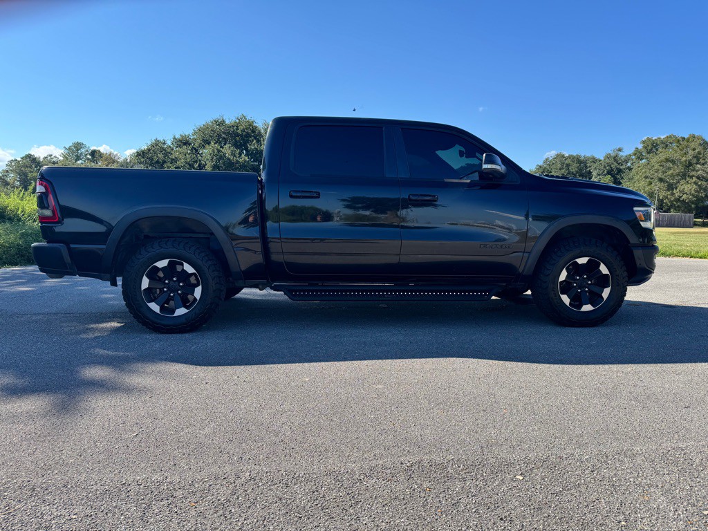 2019 RAM 1500 Image 6