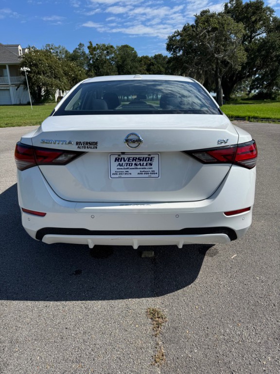 2021 Nissan Sentra Image 4