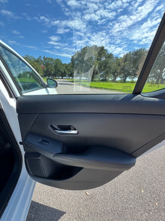 2021 Nissan Sentra Image 16