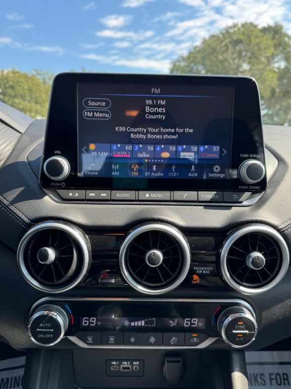 2021 Nissan Sentra Image 21