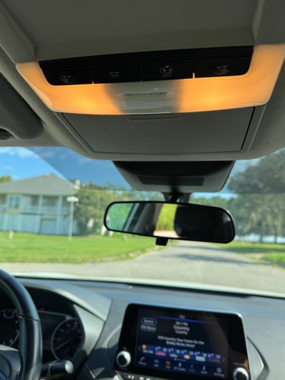 2021 Nissan Sentra Image 24