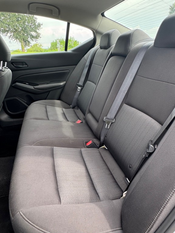 2023 Nissan Altima Image 12