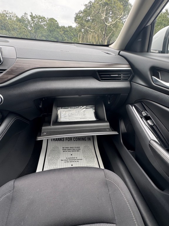 2023 Nissan Altima Image 26