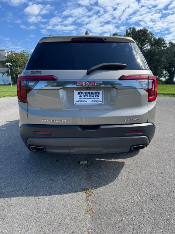 2023 GMC Acadia Image 4