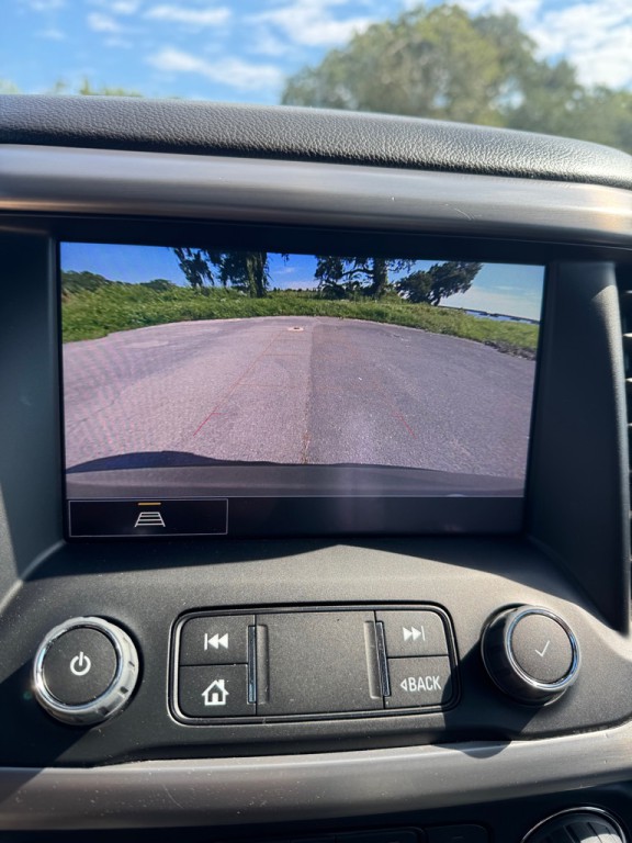 2023 GMC Acadia Image 25
